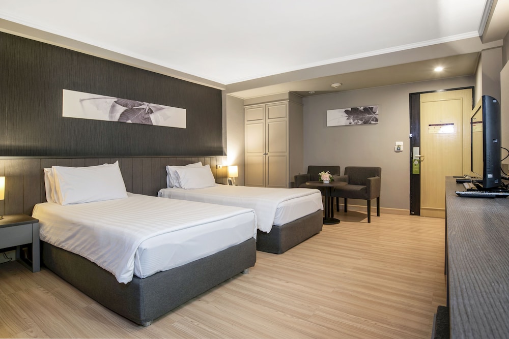 Deluxe Twin Room photo 3