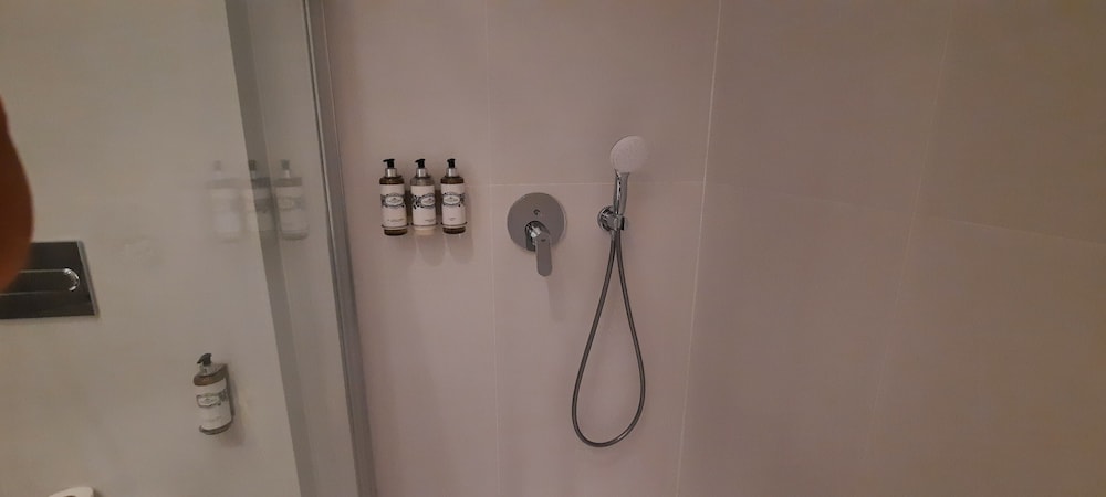 Double or Twin Room - Photo 32