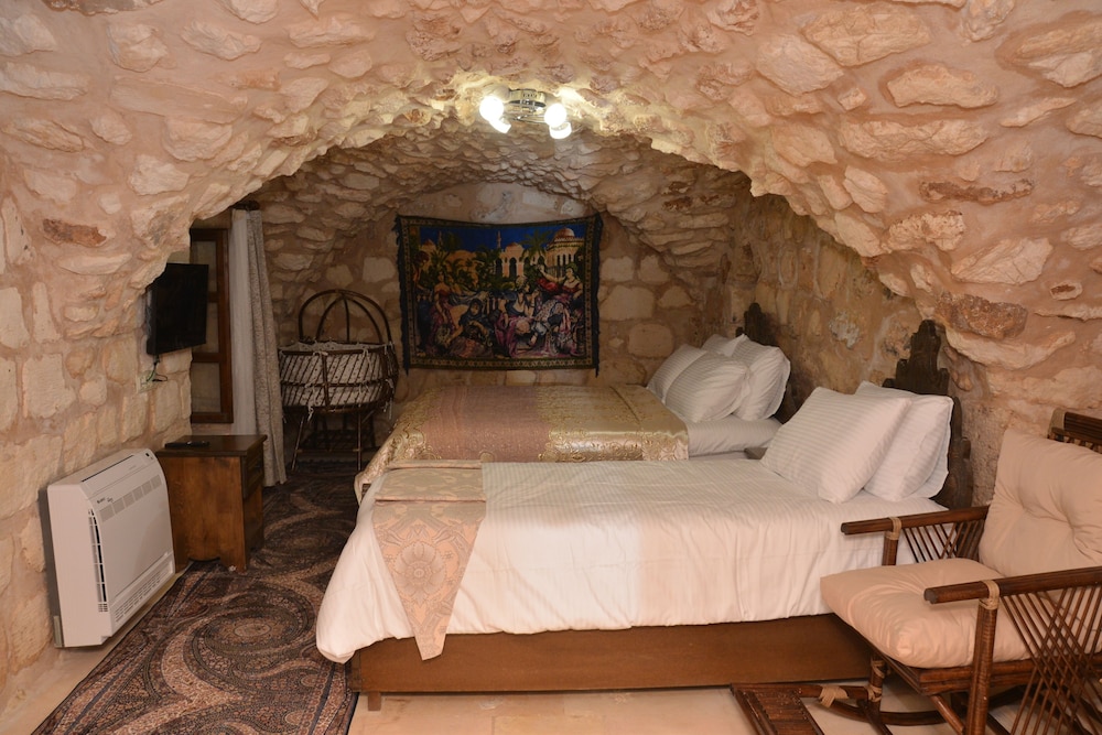Standard Triple Room, Courtyard View