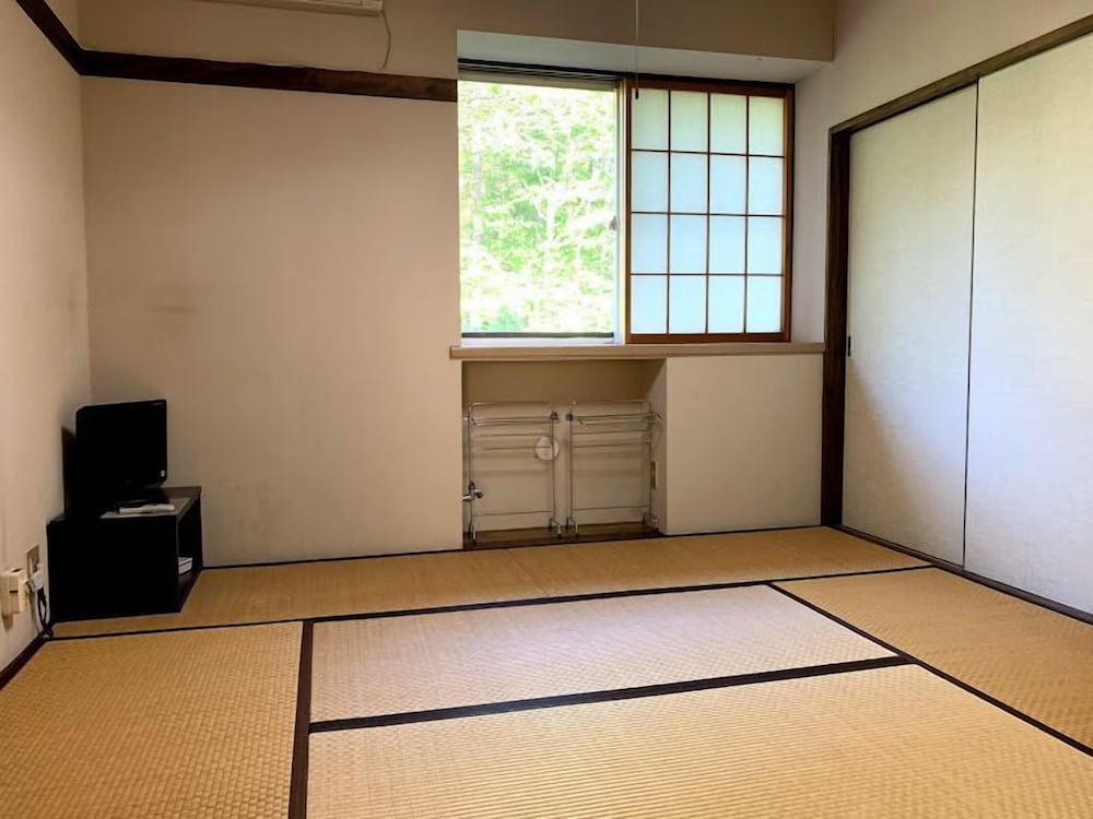 Japanese Style Room - Photo 4