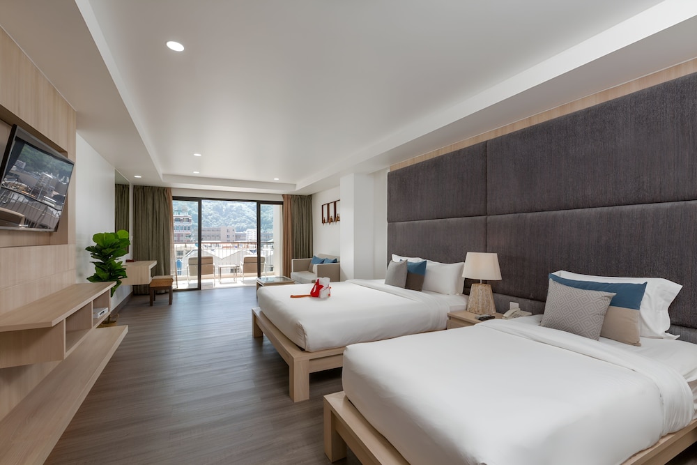 Superior Double or Twin Room photo 3