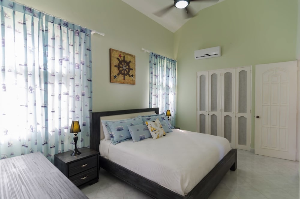 Three Bedroom Villa photo 2