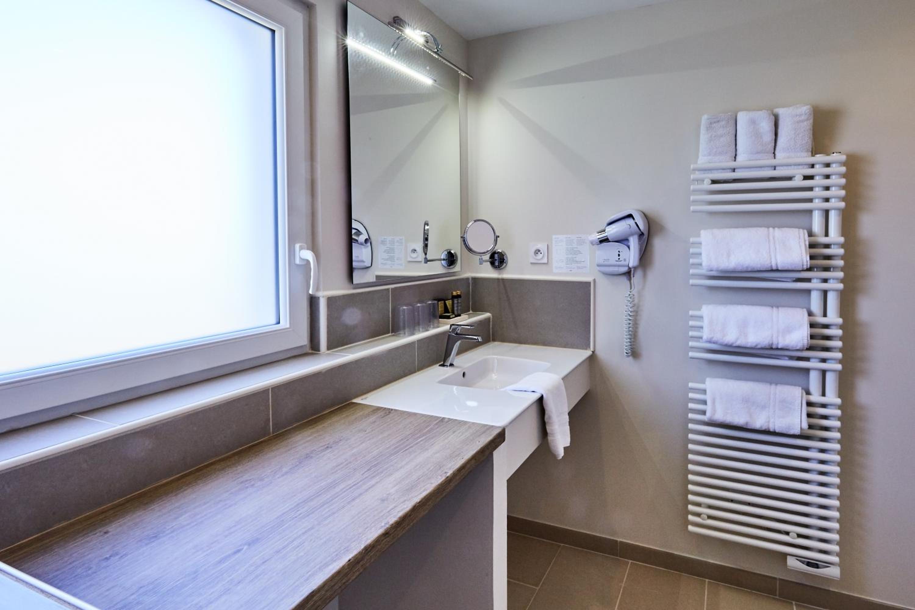 Superior Triple Room with Sea View photo 2