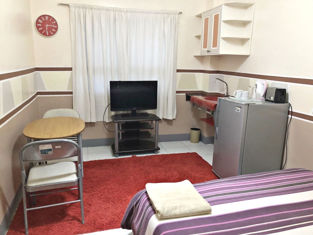 Deluxe Room, 1 Queen Bed, Non Smoking photo 1