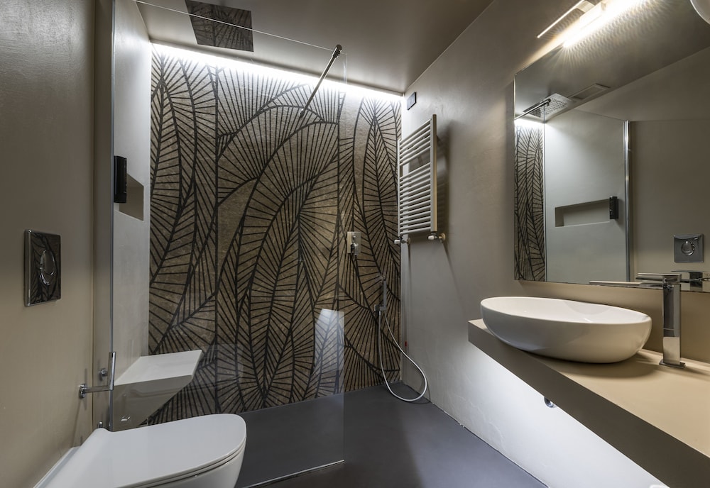Double Room - Photo 15