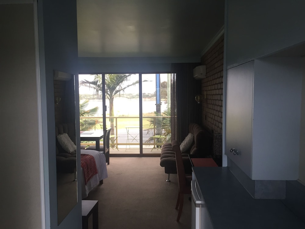 Deluxe Double Room, 1 Bedroom, Sea View, Sea Facing photo 2
