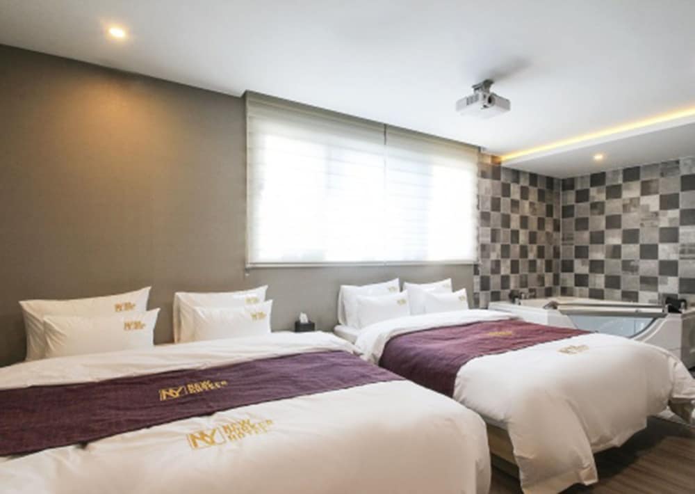 Family Suite - Photo 3
