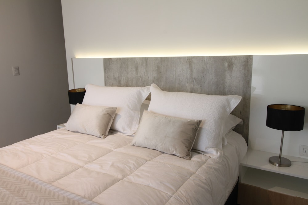 Standard Suite, 1 King Bed with Sofa bed photo 1