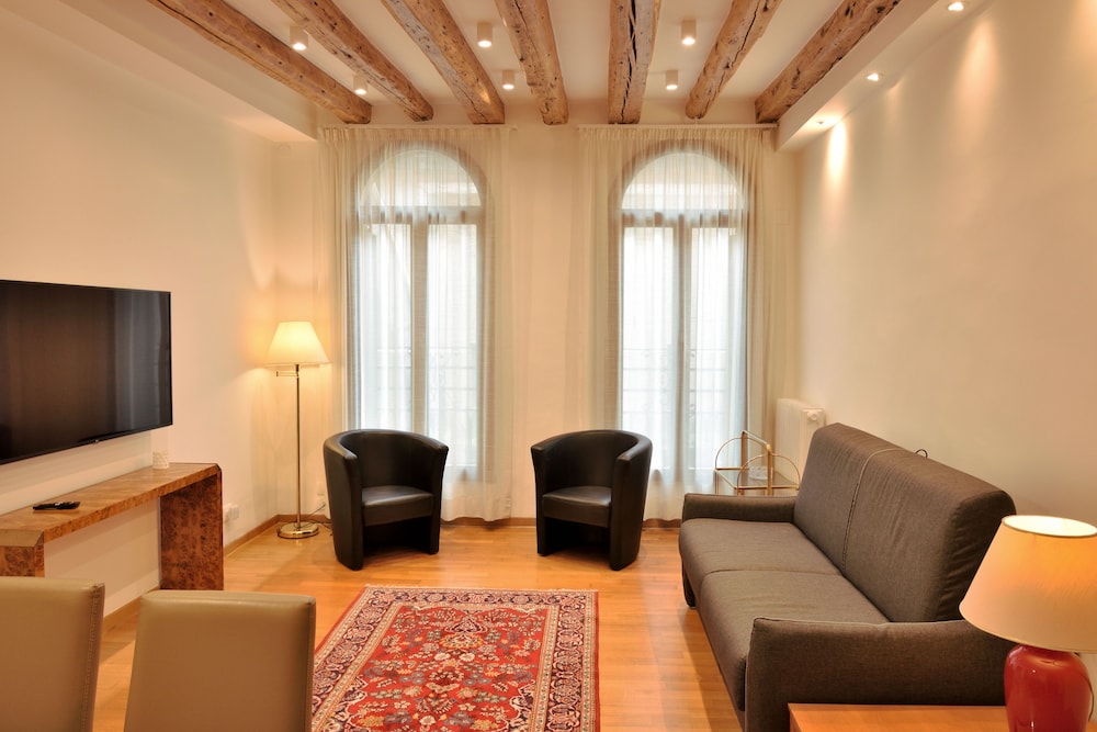 Family Apartment, 3 Bedrooms (Salizzada San Lio) photo 3