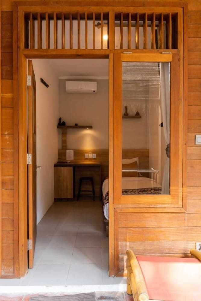 Standard Single Room, Garden View