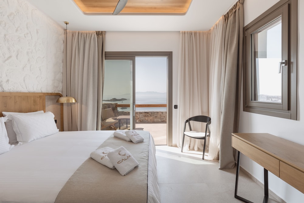 Deluxe Double Room, Sea View - Photo 9
