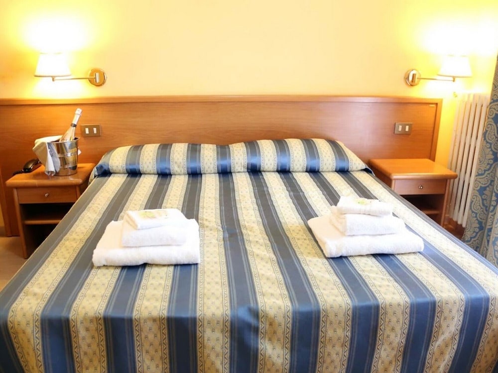 Classic Double or Twin Room