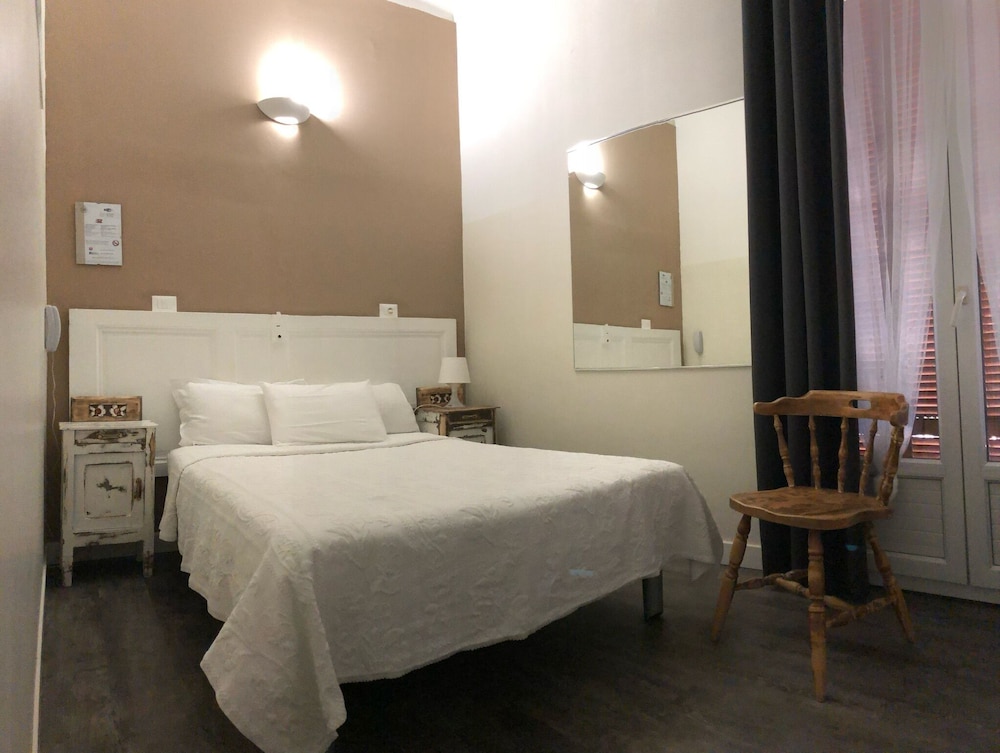Economy Single Room, Balcony, City View