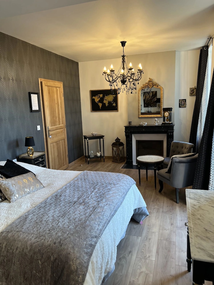 Classic Double Room - Photo 1