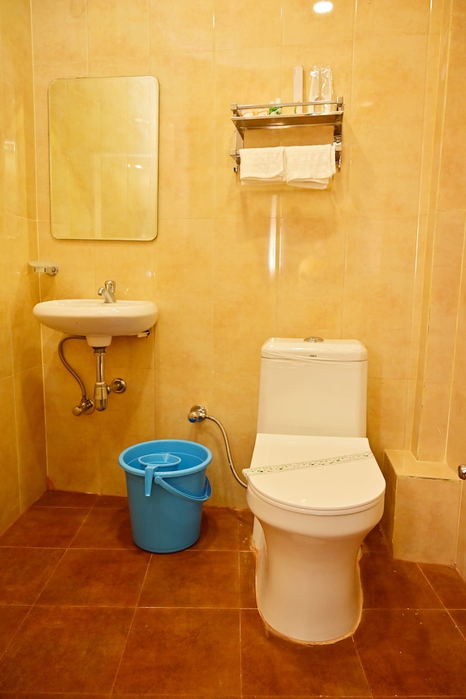Standard Room - Photo 12