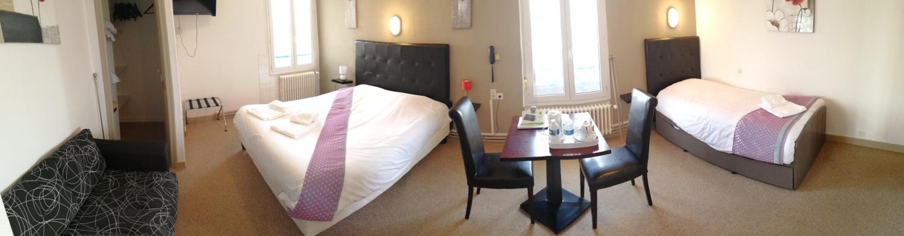 Family Room (4 Adults) photo 2
