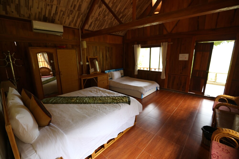 Family Bungalow photo 1