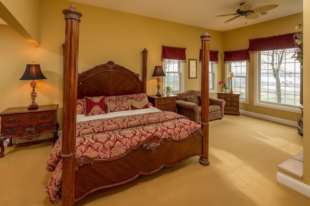 Veranda Suite