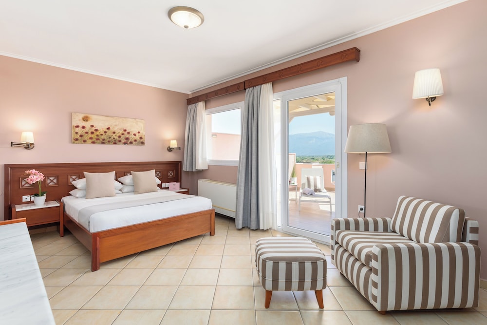 Junior Penthouse, 1 Bedroom, Mountain View, Mountainside photo 1