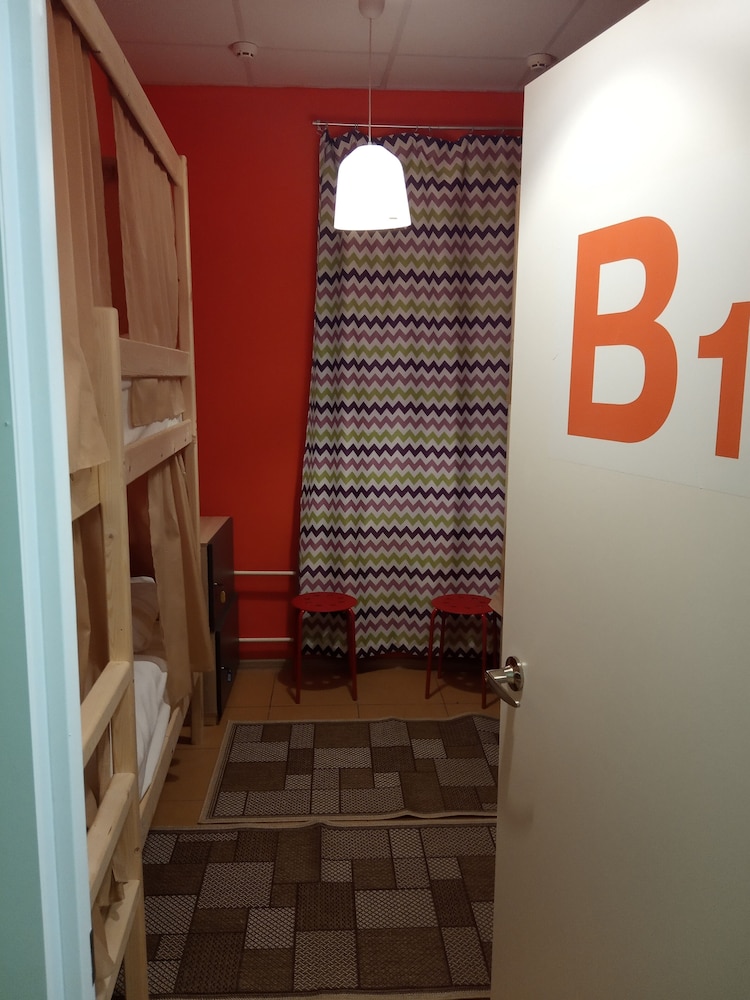 Shared Dormitory, Women only, Shared Bathroom (1 bed in 4 beds dorm) photo 3