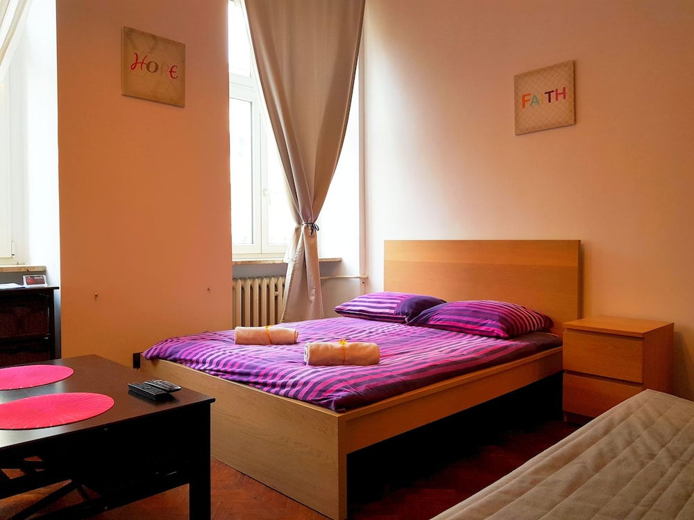 Apartment, 2 Bedrooms (Stu2 Sw. Mikolaja 53)