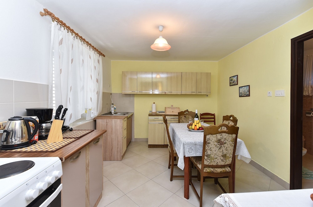 Standard House, 3 Bedrooms (0258) photo 2