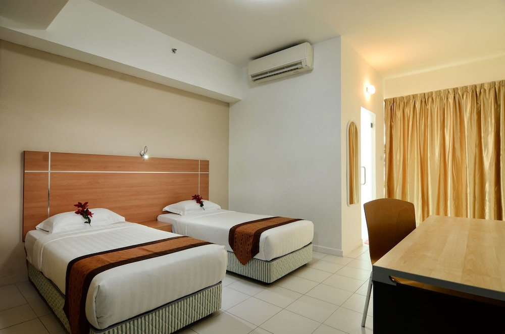 Deluxe One Bedroom Studio