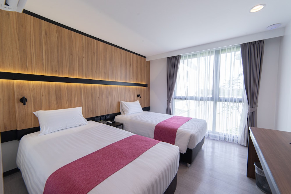Deluxe Twin Room - Photo 4