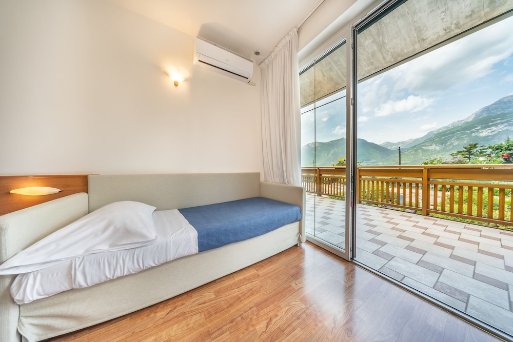 Superior Double Room - Photo 5
