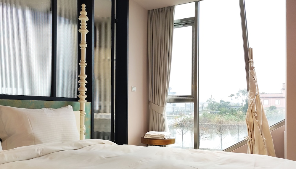 Premium Double Room - Photo 1
