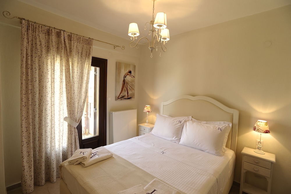 Family Villa, Beachfront photo 3