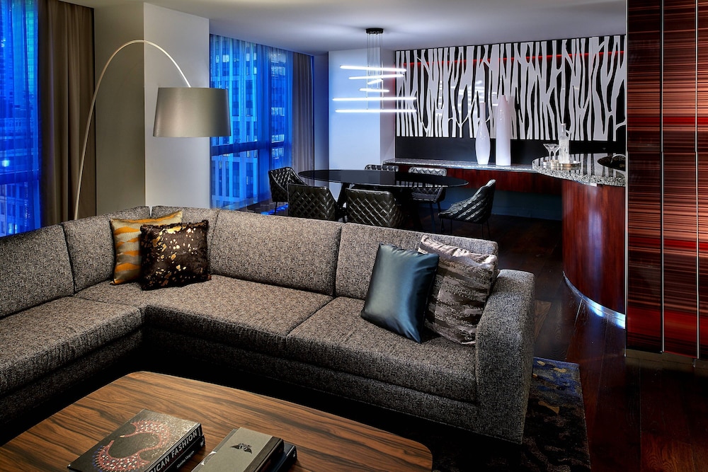 Wow Suite, Presidential Suite, 1 King Bed