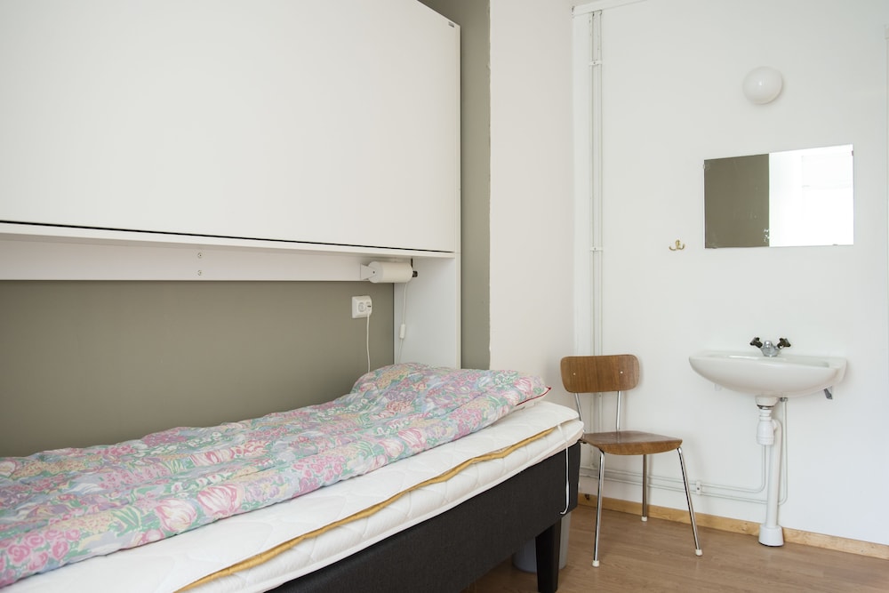 Economy Room, Shared Bathroom, Mountain View photo 3