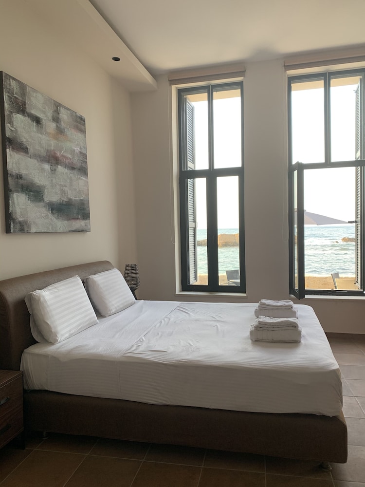 Exclusive Suite