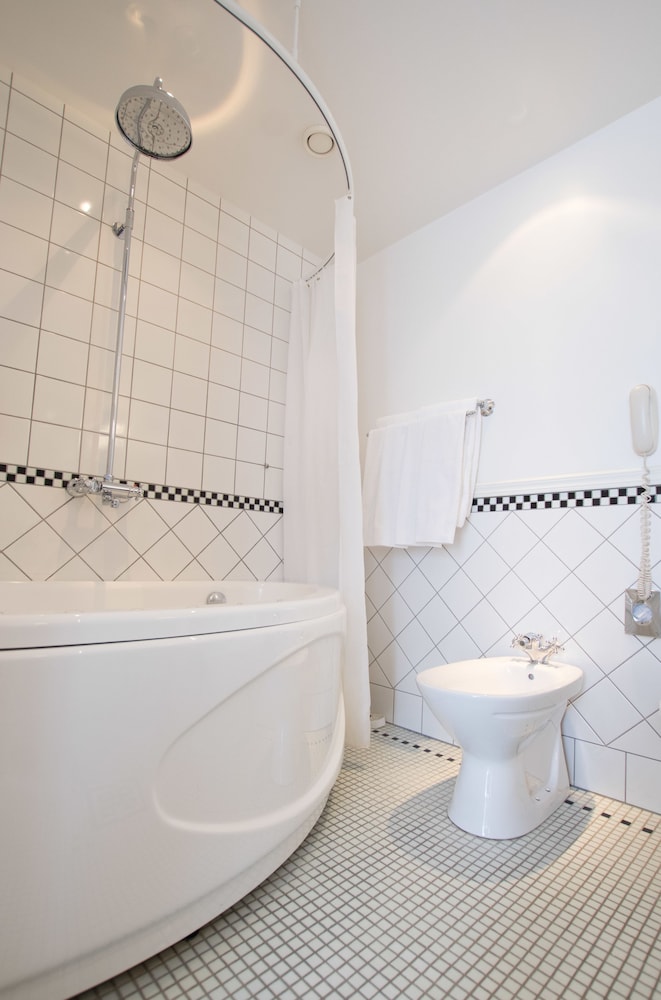Superior Junior Suite in the Carriage House photo 3
