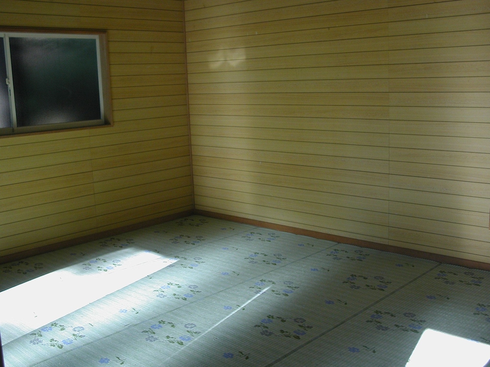 Bungalow (SE Type, for 4 Guests)