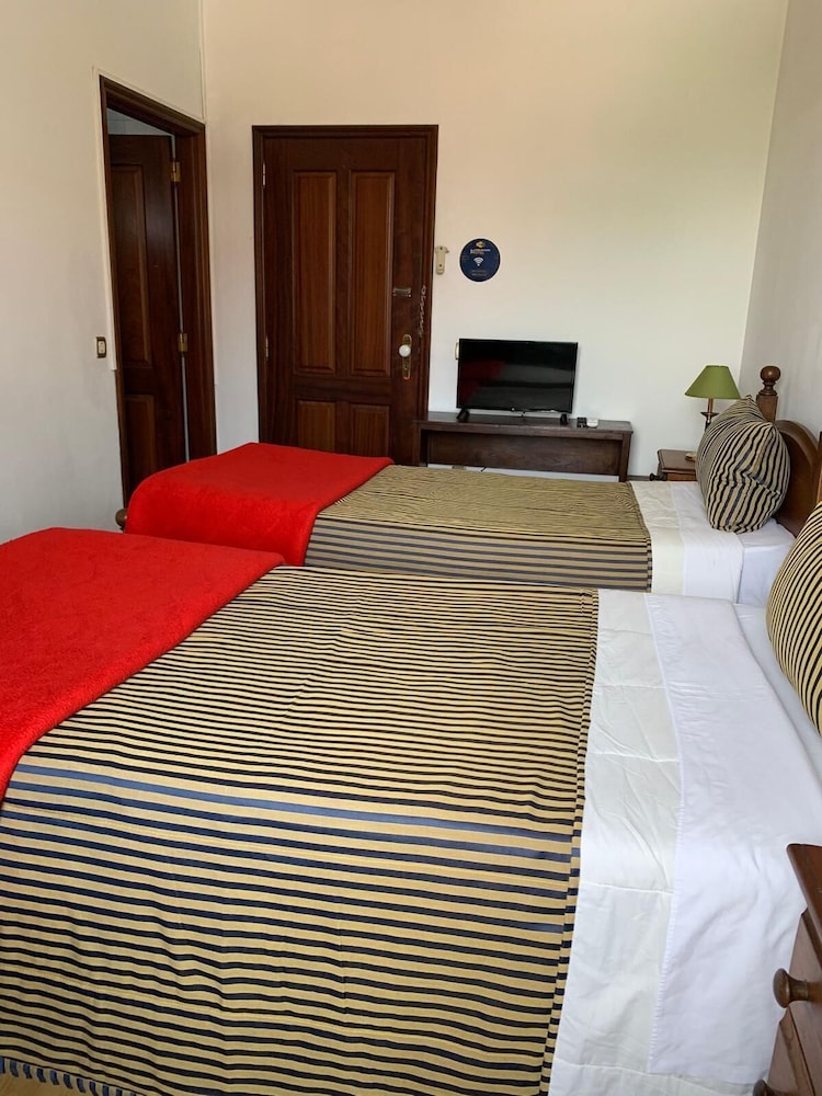 Basic Twin Room (Suite 13) photo 1