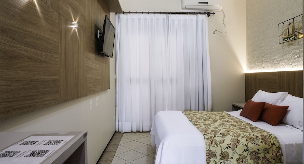 Standard Double or Twin Room photo 3