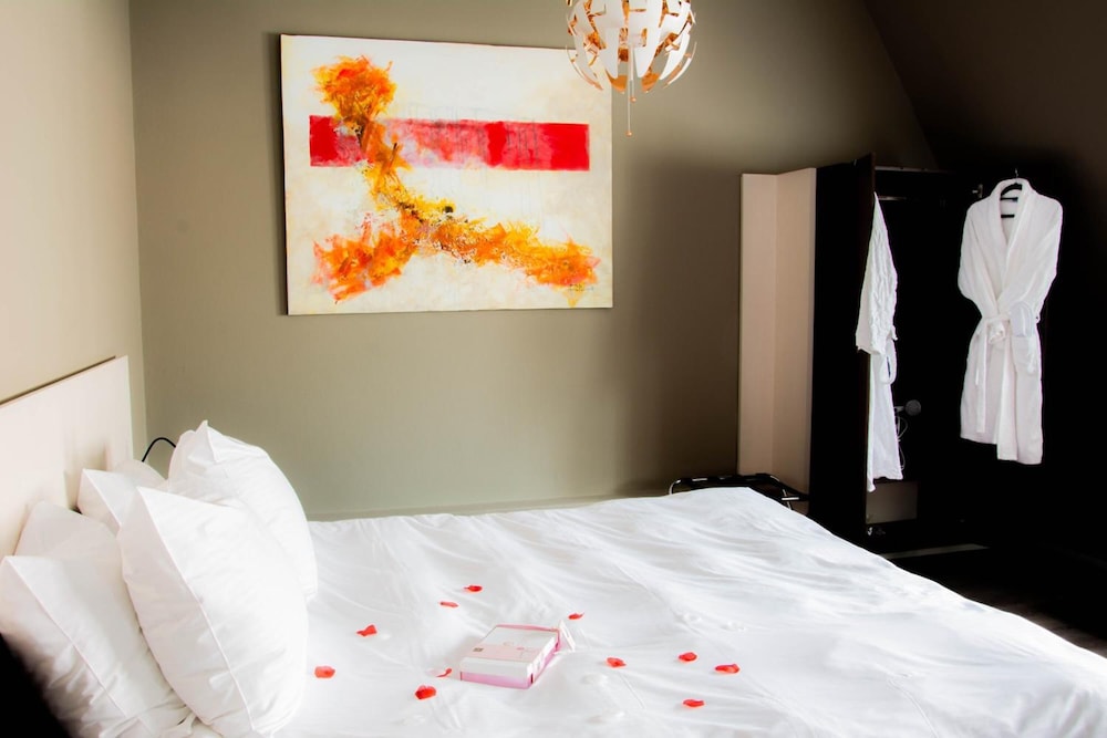 Romantic Room photo 2