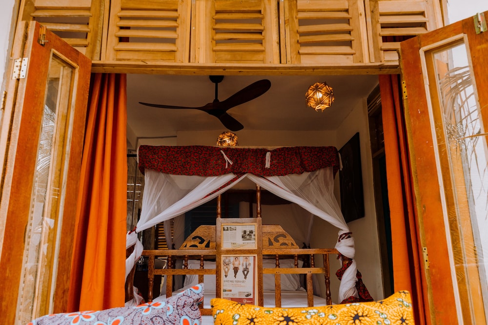 Signature Cabin, Ocean View photo 3
