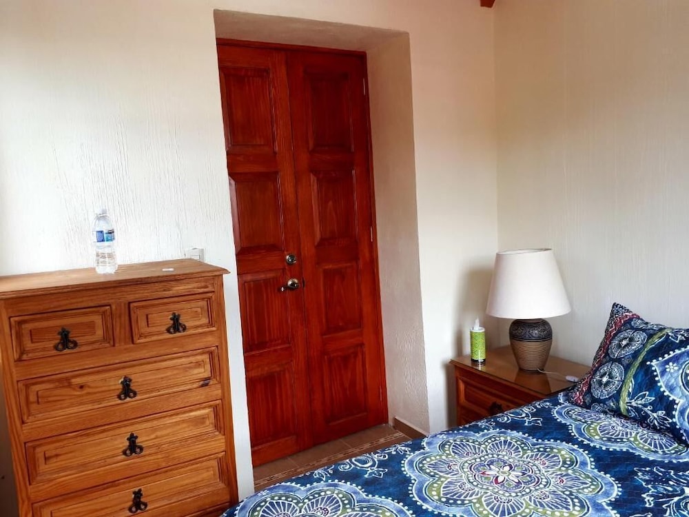 Basic Room photo 2