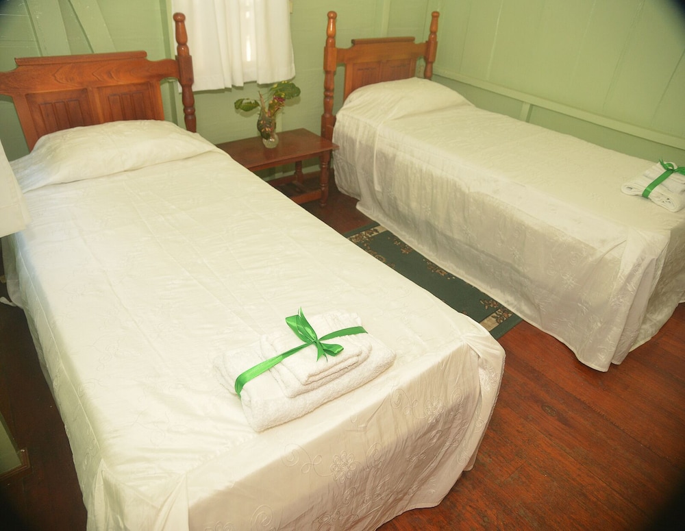 Honeymoon Suite, 2 Bedrooms, Beach View photo 2