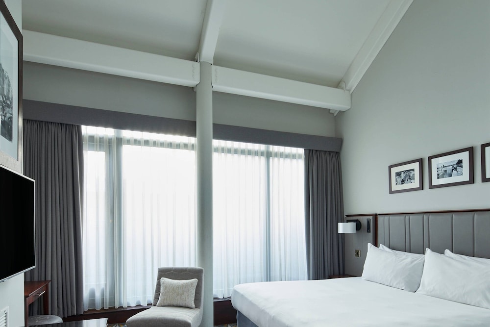 Family Room, 2 Double Beds - Photo 3