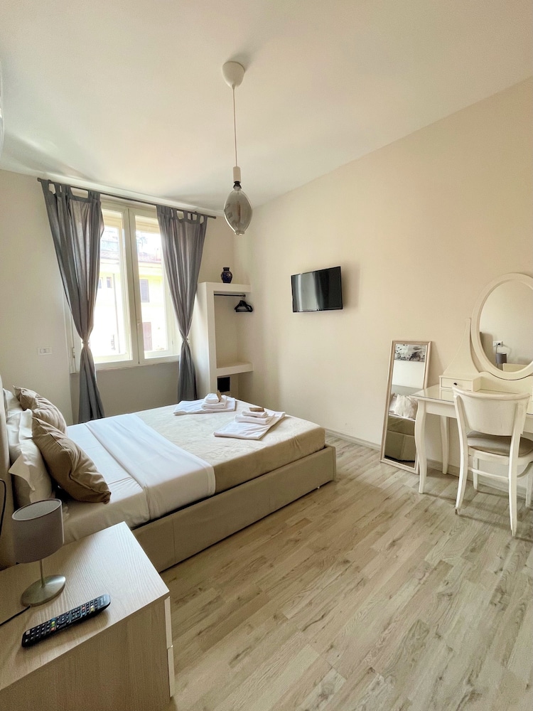 Standard Room photo 1