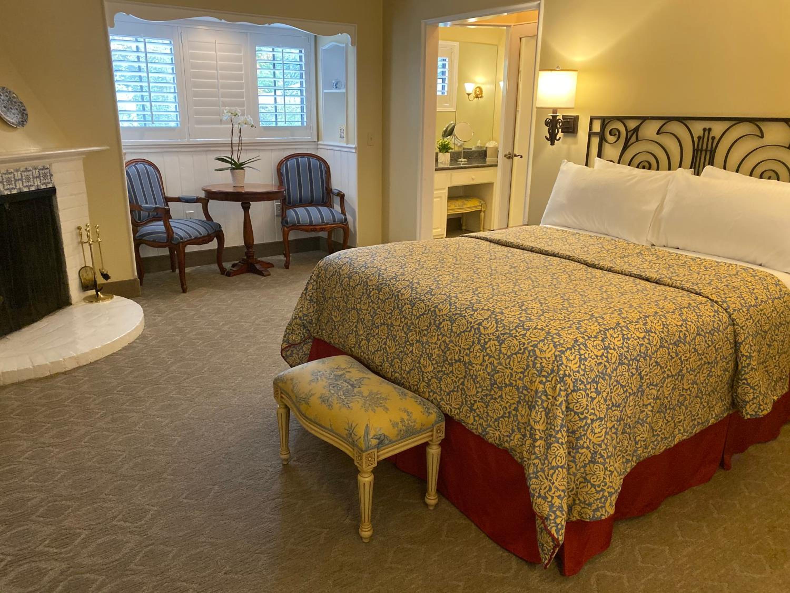Superior King Room photo 3