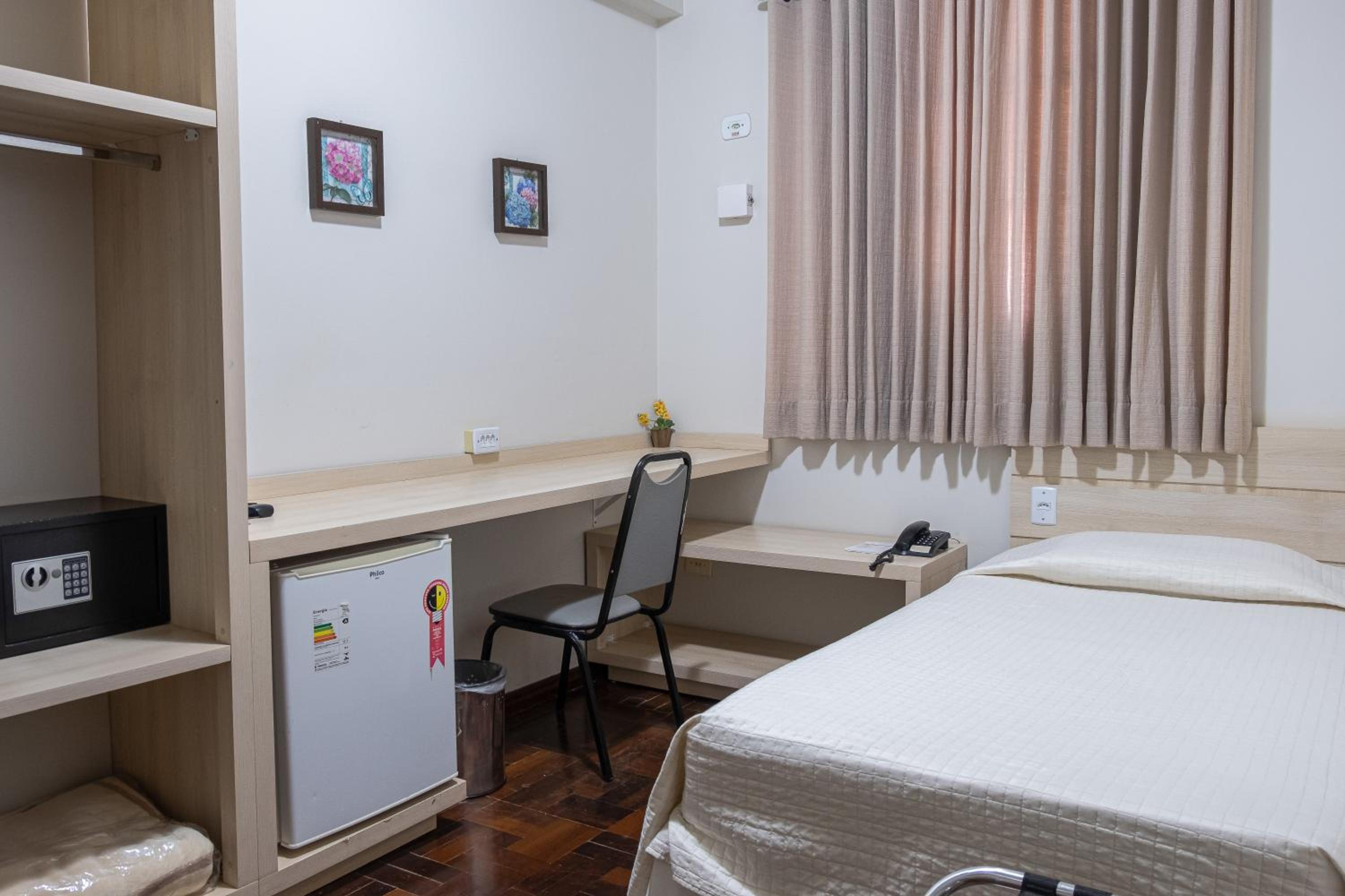 Single Room photo 1