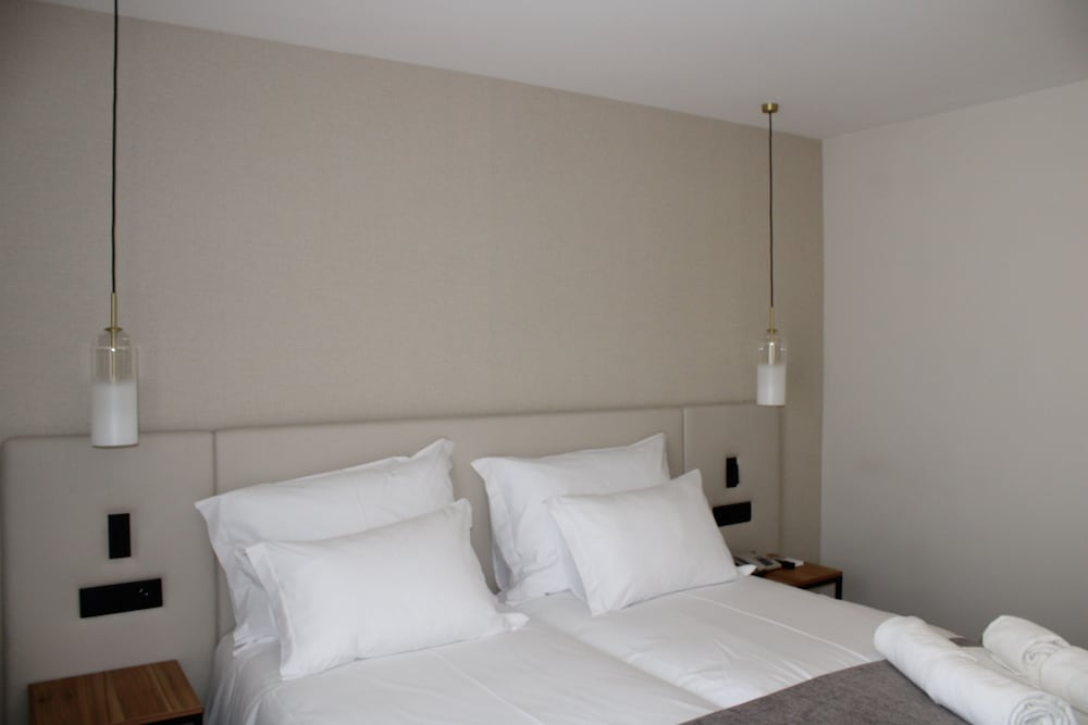 Standard Double Room Single Use - Photo 4