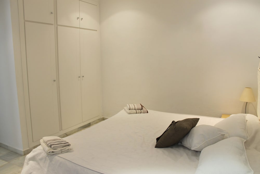 Apartamento Familiar, 2 Dormitorios, Planta Baja