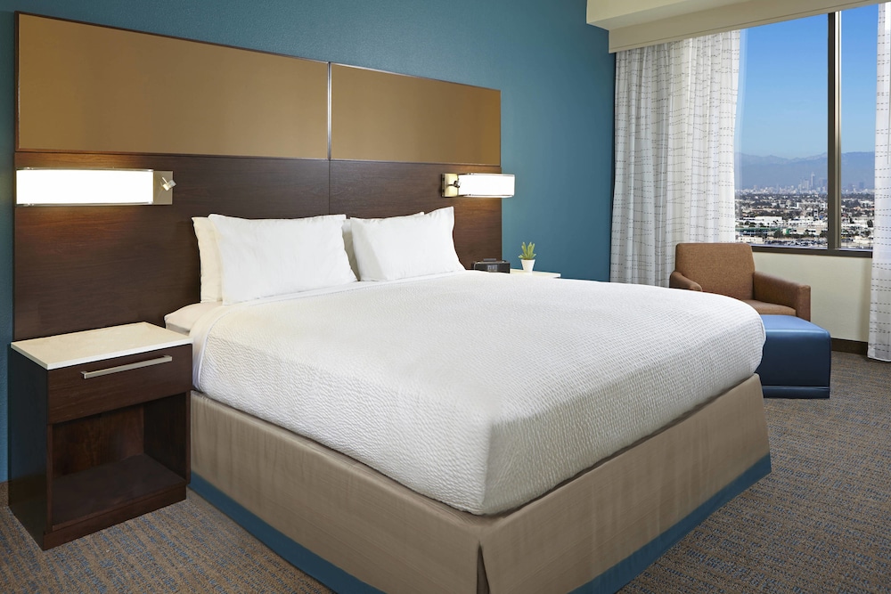 Suite, 2 Bedrooms (Hearing Accessible)