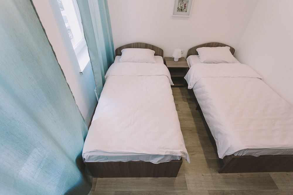 Standard Twin Room photo 3